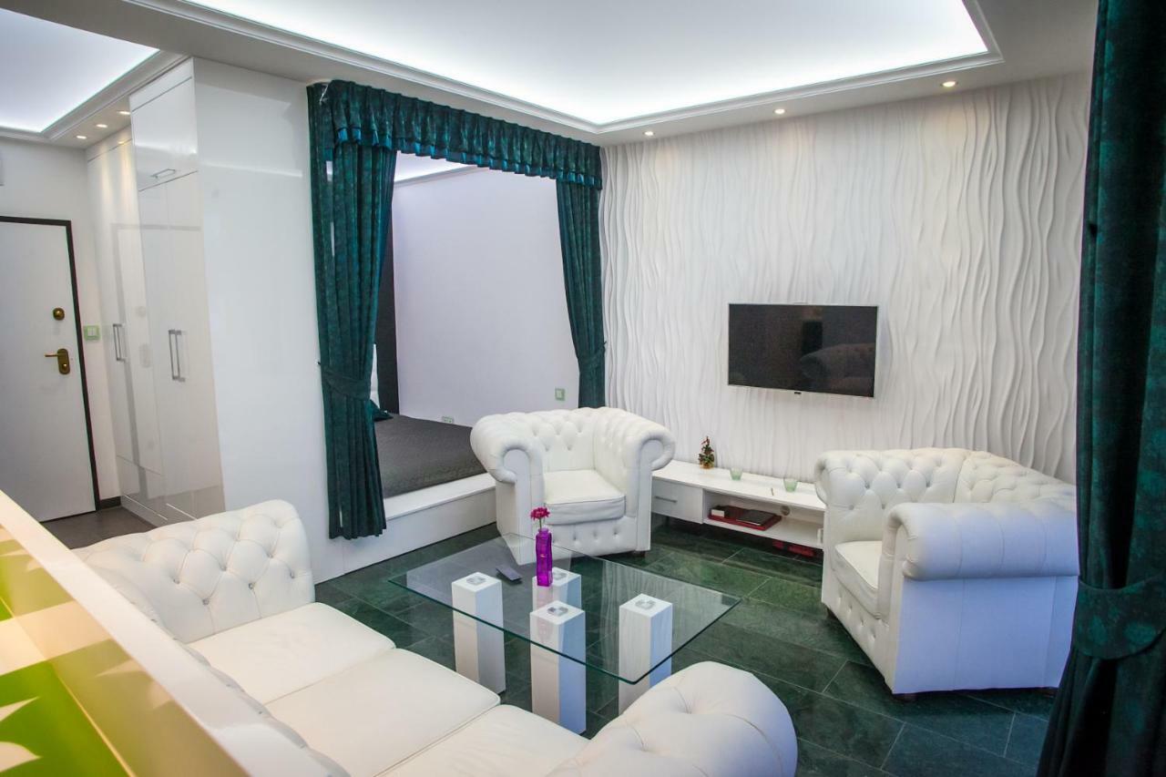 Royal Apartment In City Centre Suwałki Esterno foto